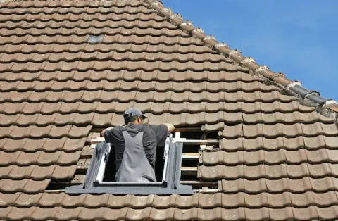 Pose de velux - Saint-Pôtan